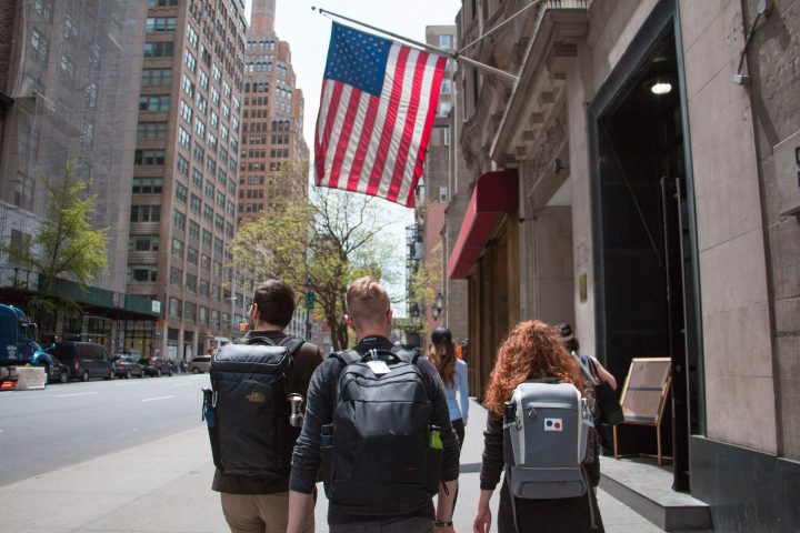 Megtört a jég: enyhít az USA!