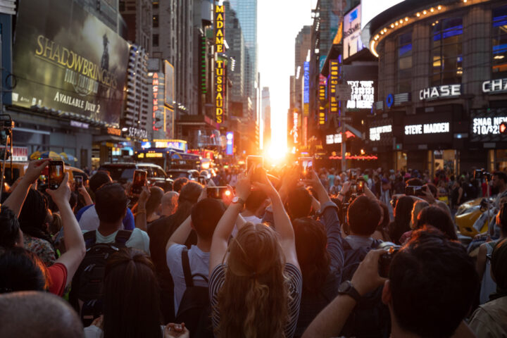 New York kiemelt látványossága: Manhattanhenge 2024