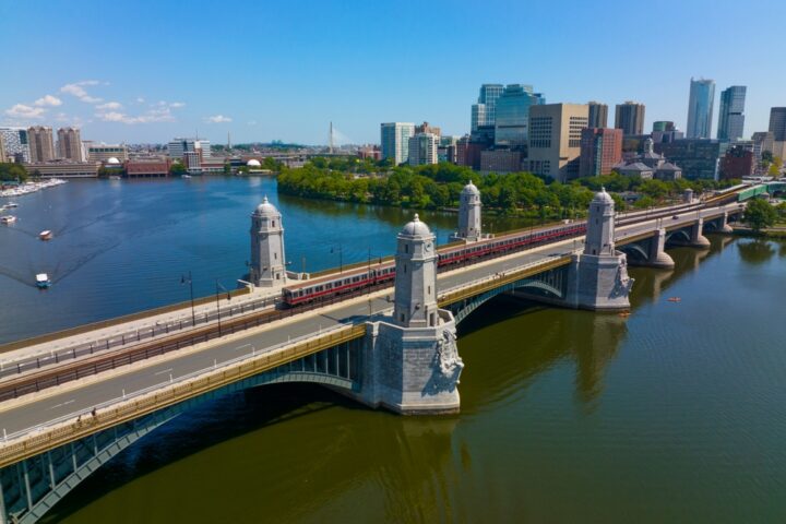 USA keleti part – jön az Államok leggyorsabb vonata